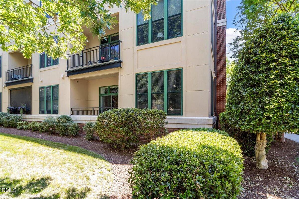 300 Finsbury Street Apt 115