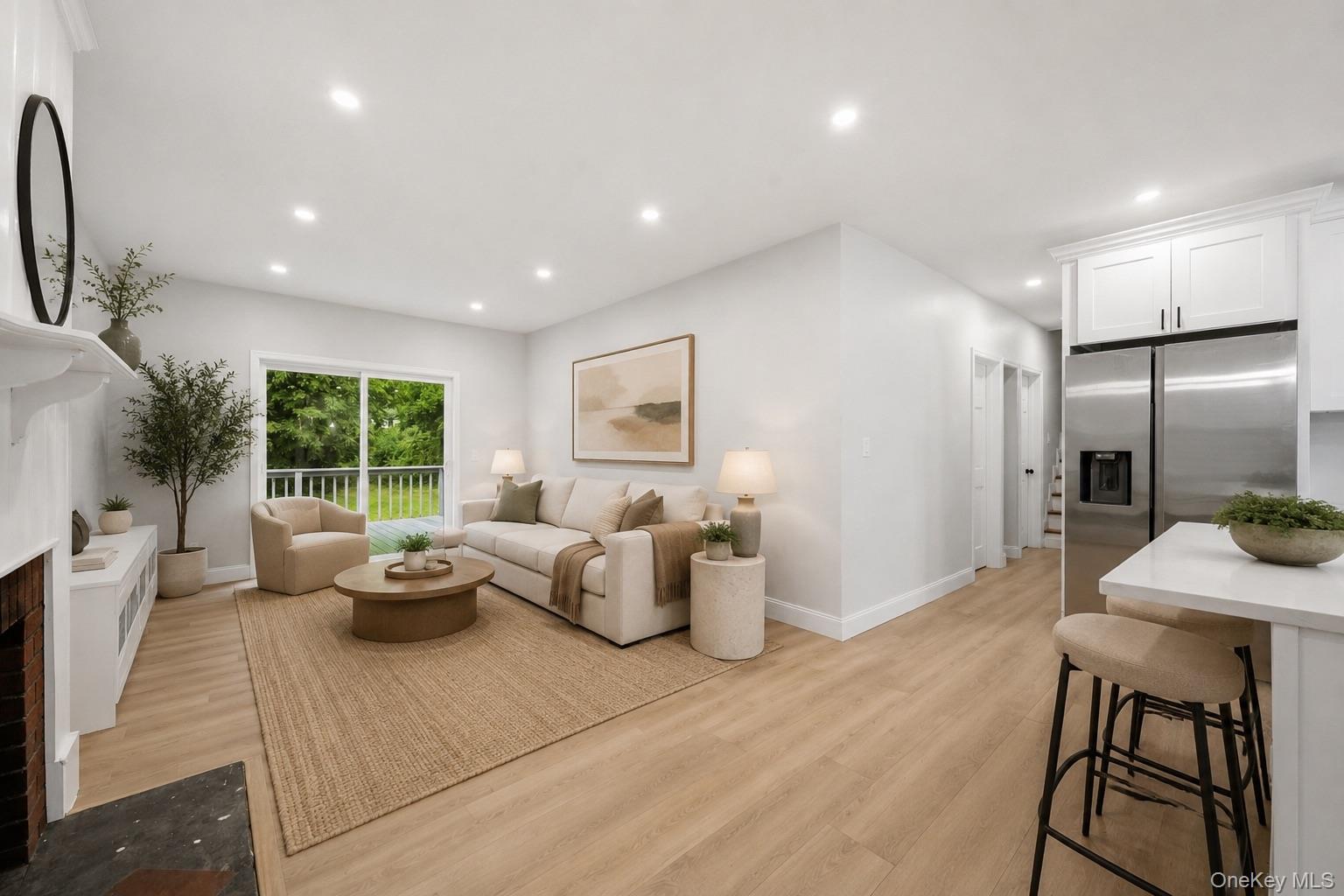 17A Riverside Street
