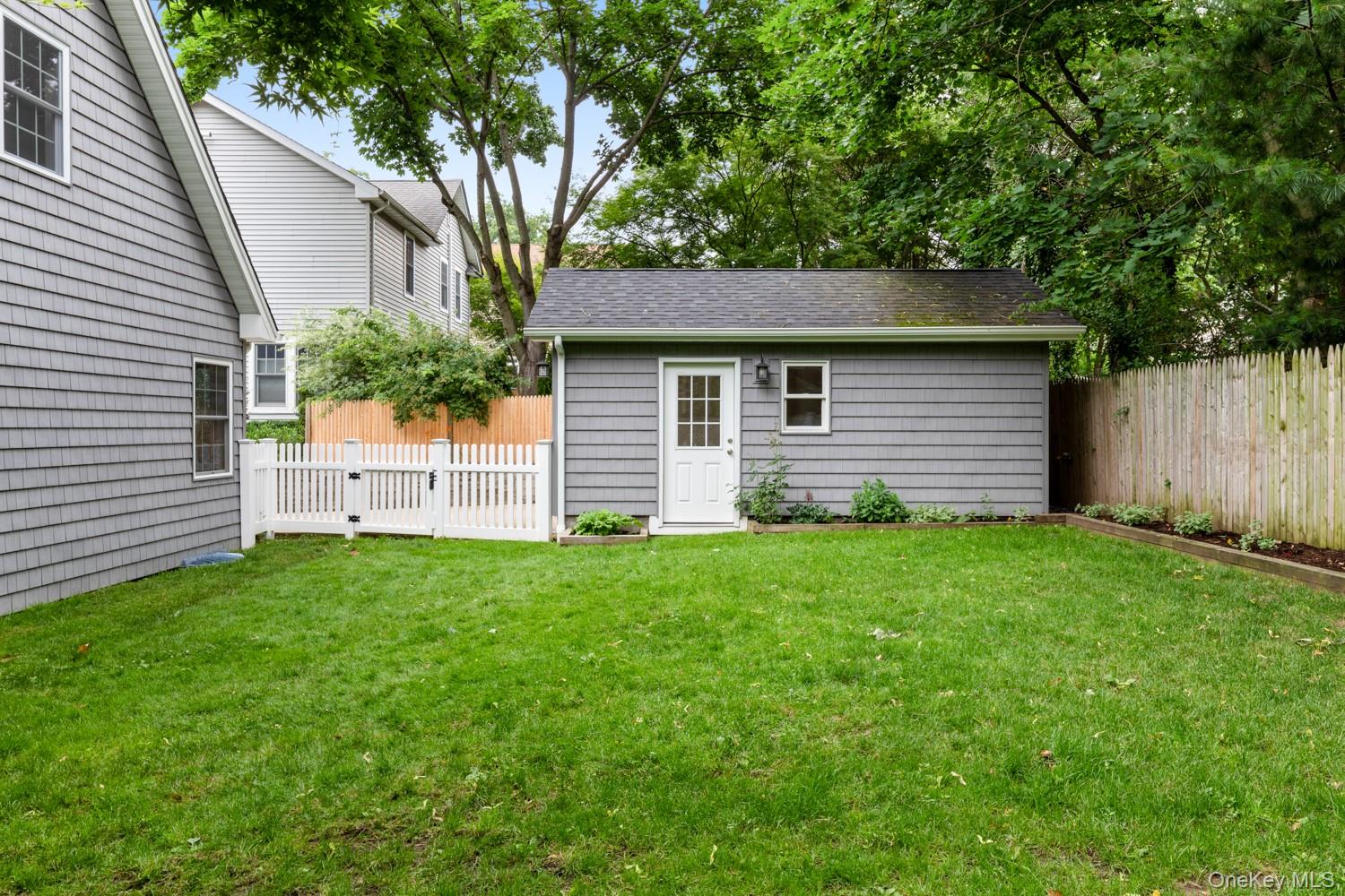 5 Glenmore Avenue