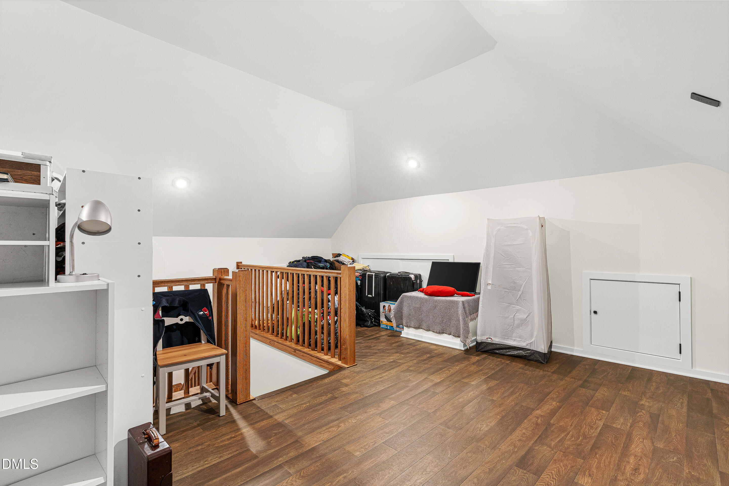 700 Lochgarton Lane