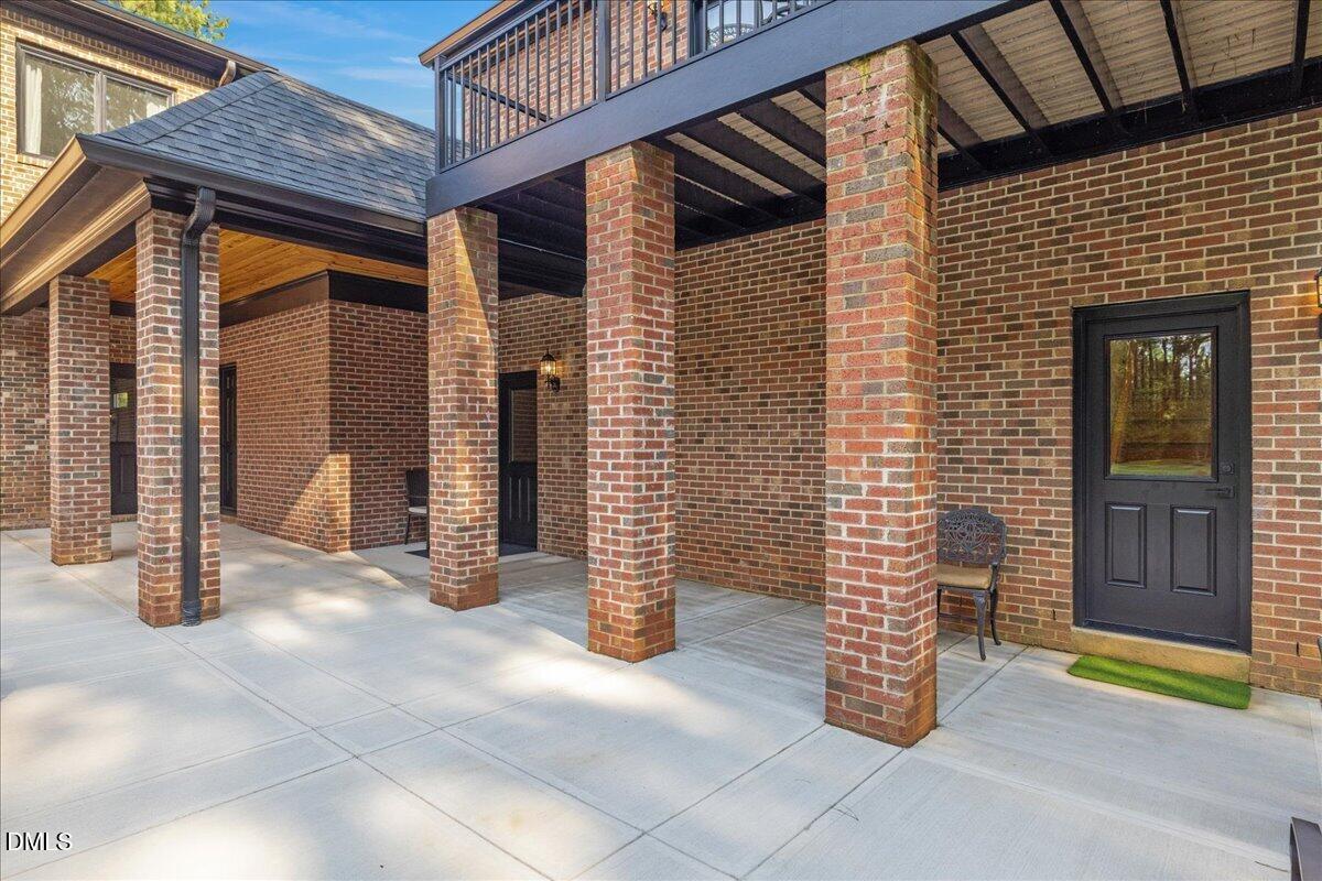 700 Lochgarton Lane