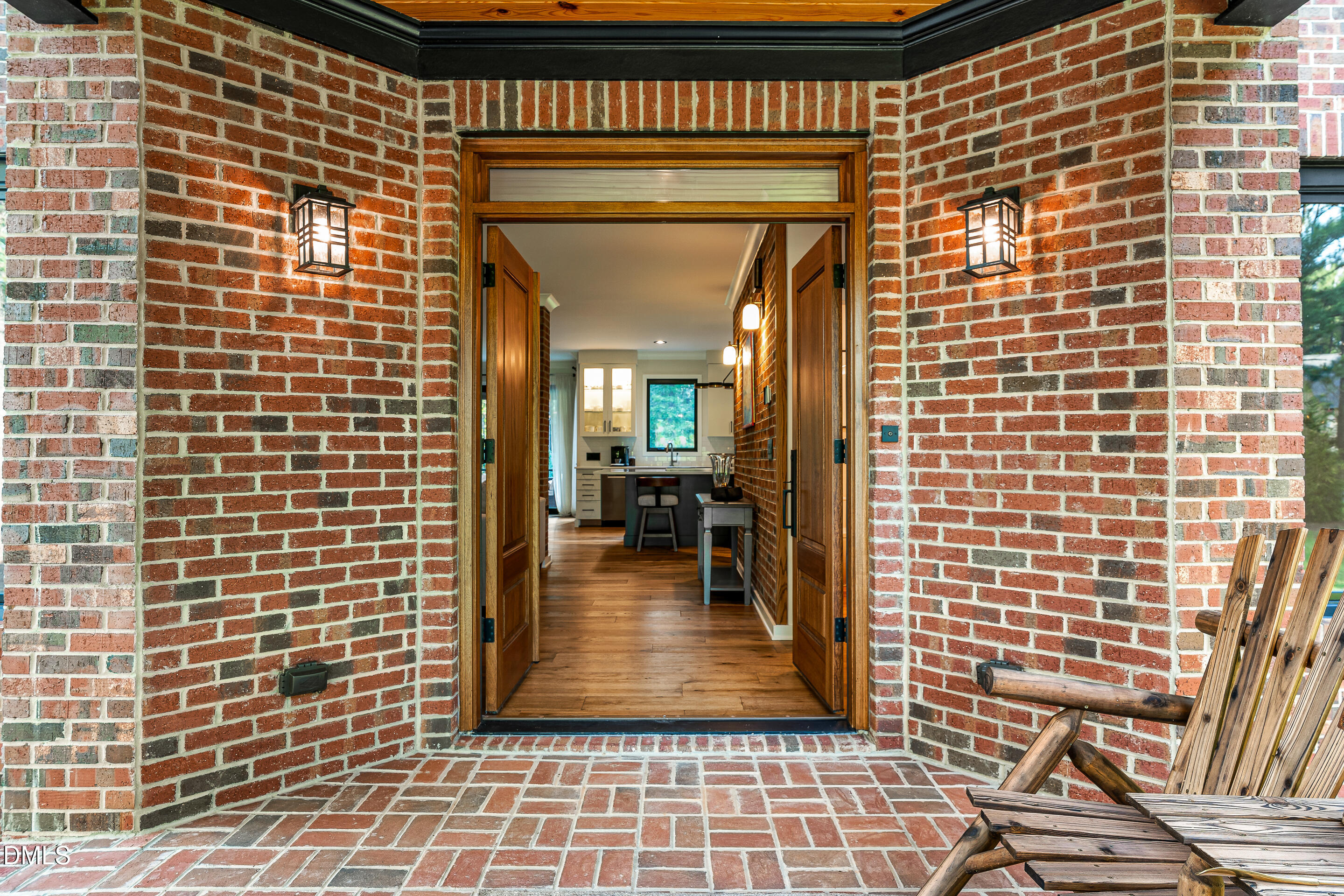 700 Lochgarton Lane