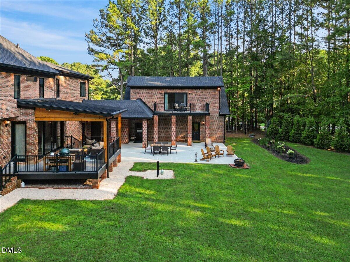 700 Lochgarton Lane
