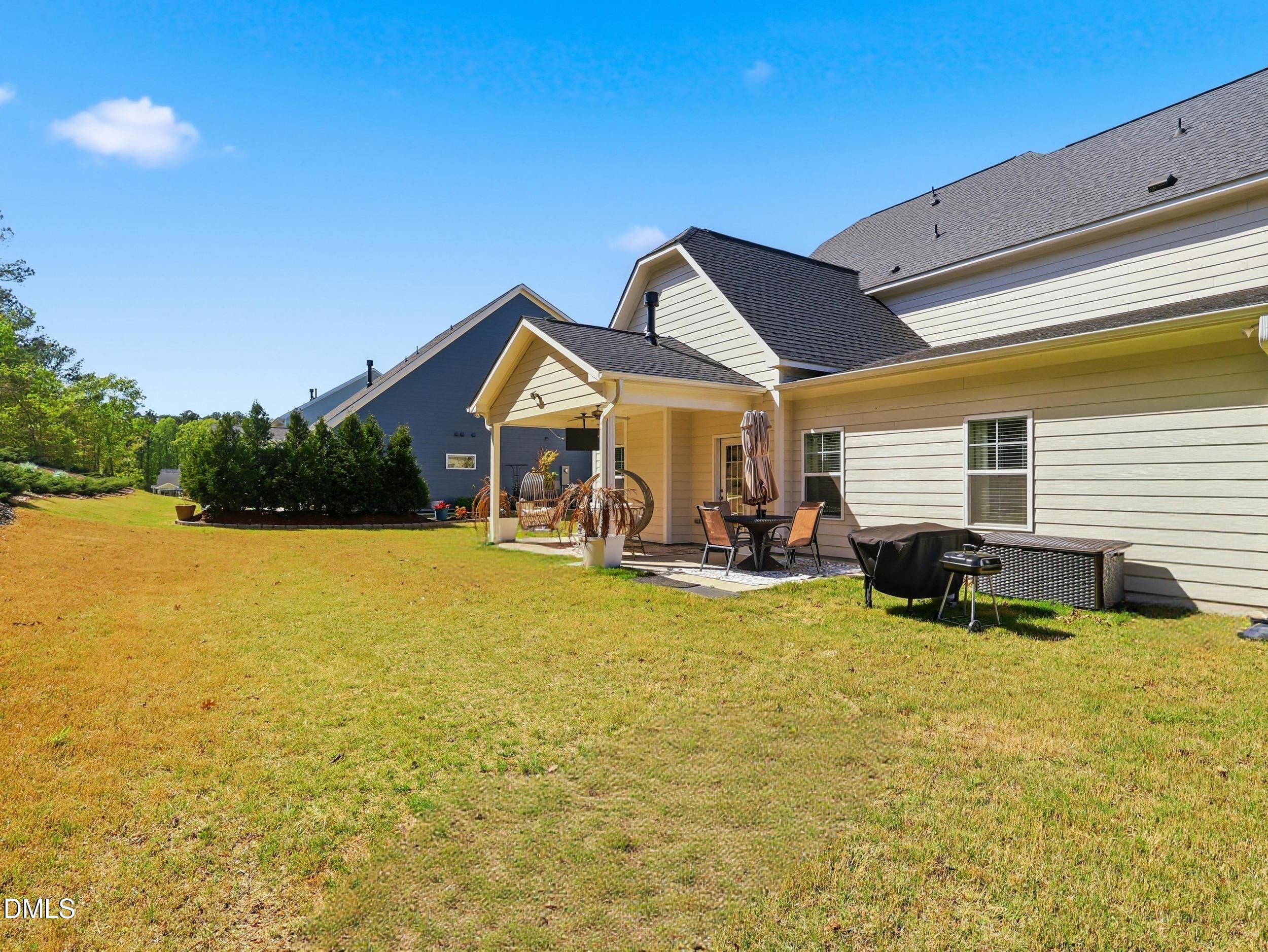 80 Vast View Way
