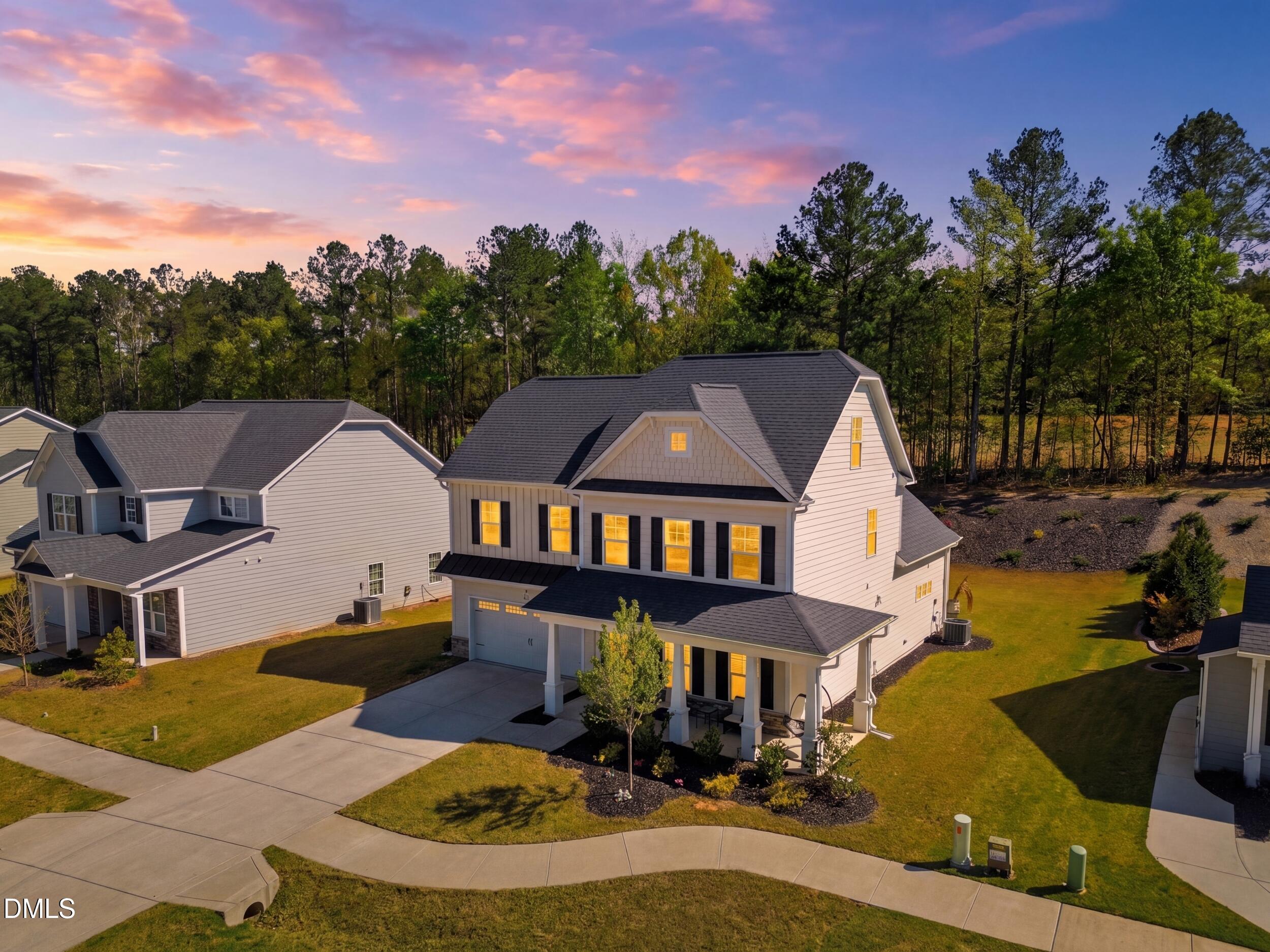 80 Vast View Way