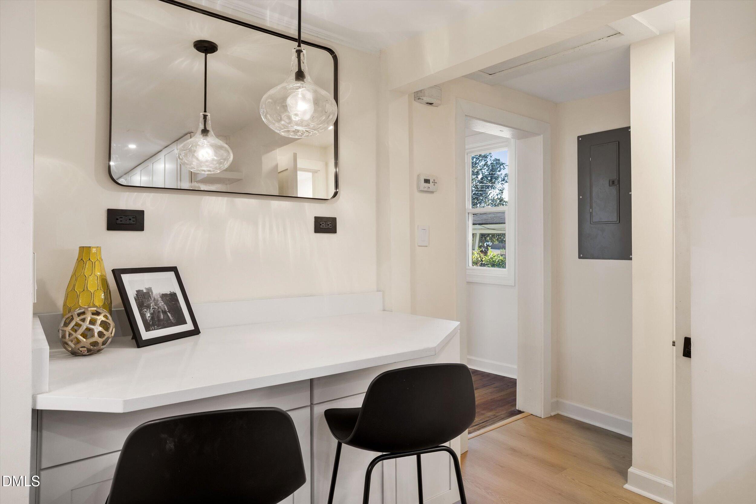 1320 Oakwood Avenue
