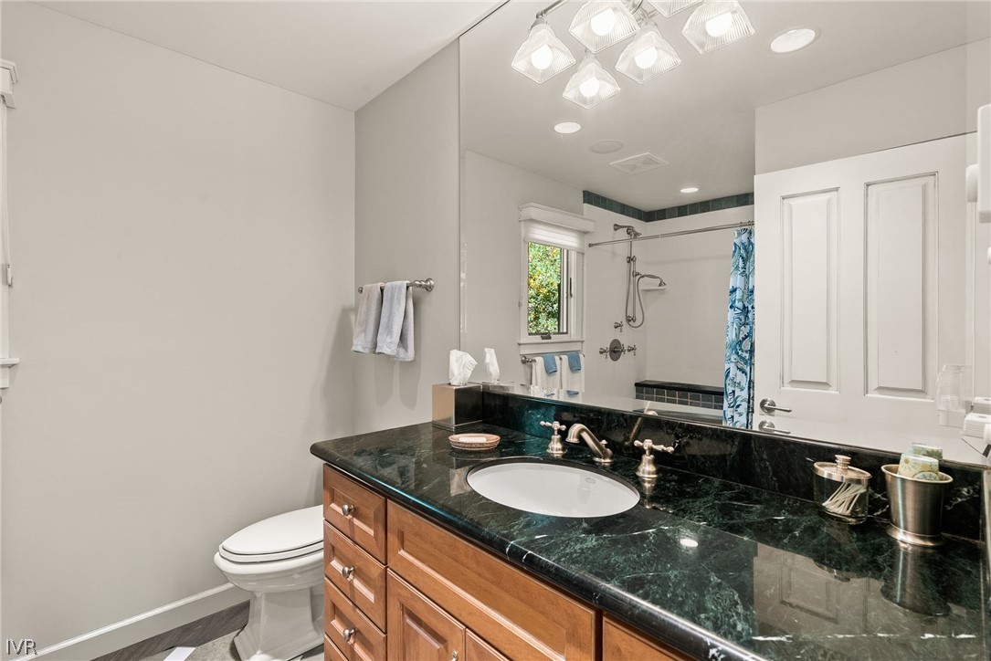 501 Lakeshore Boulevard 15
