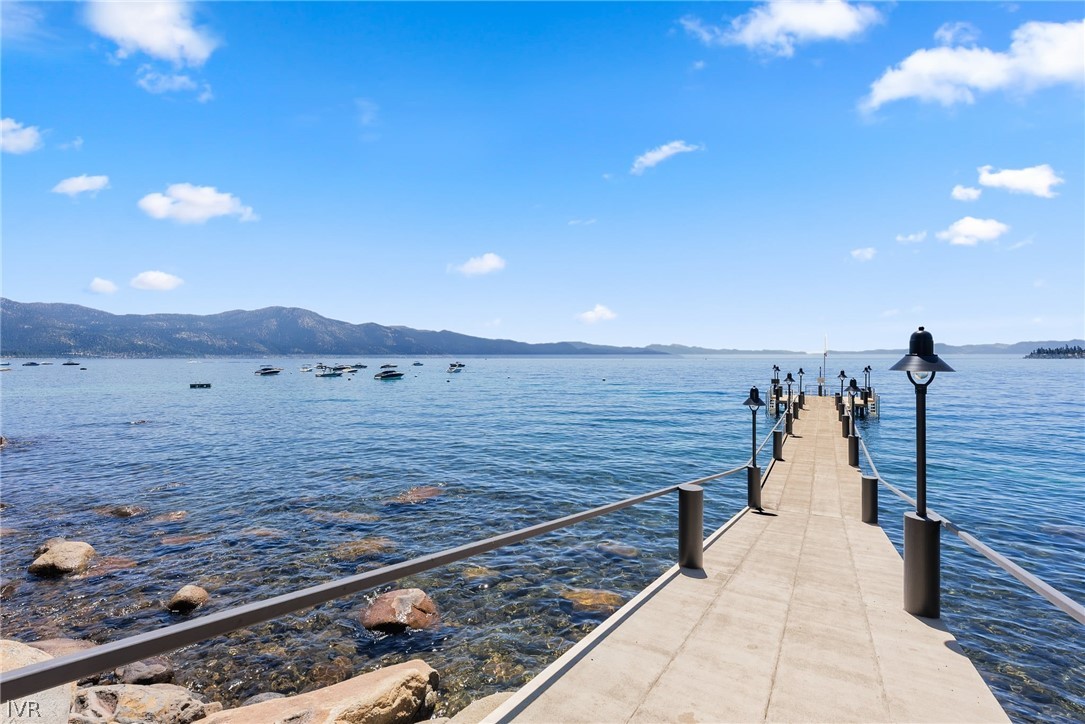 501 Lakeshore Boulevard 15