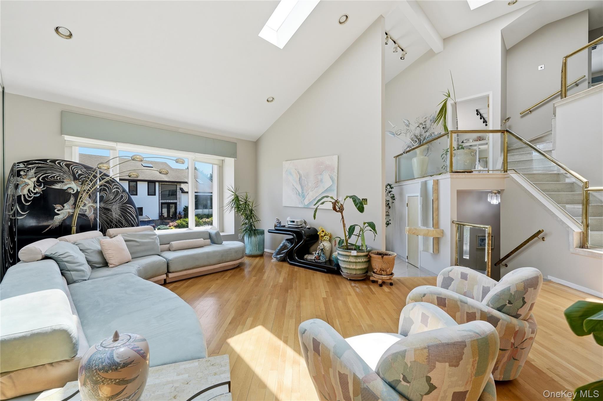 1233 Beech Street Unit: 54