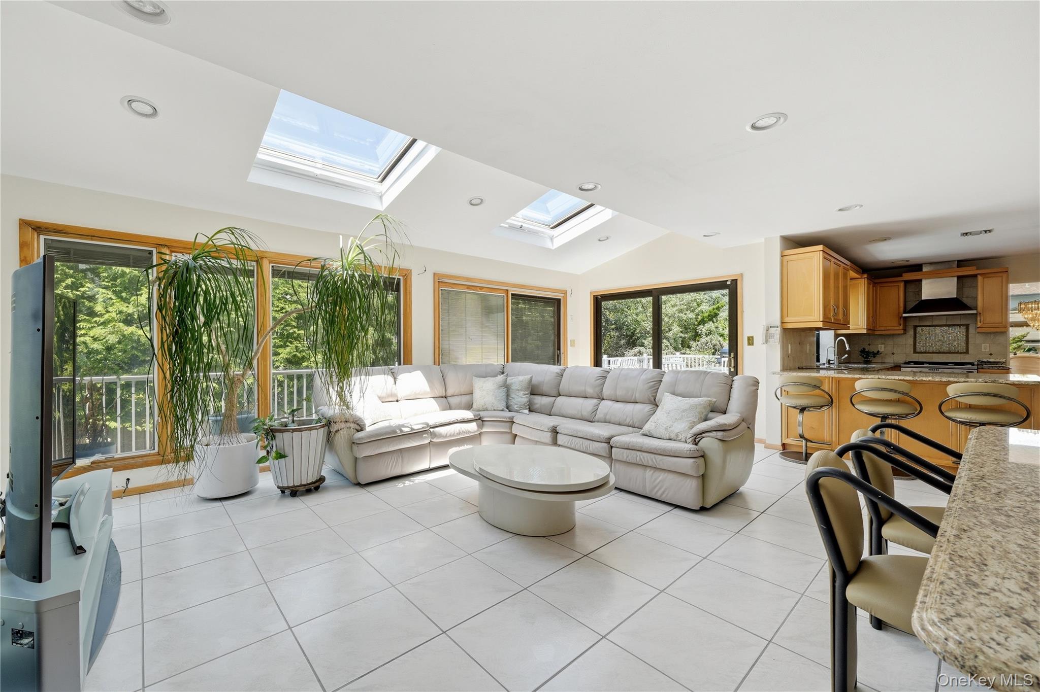 1233 Beech Street Unit: 54