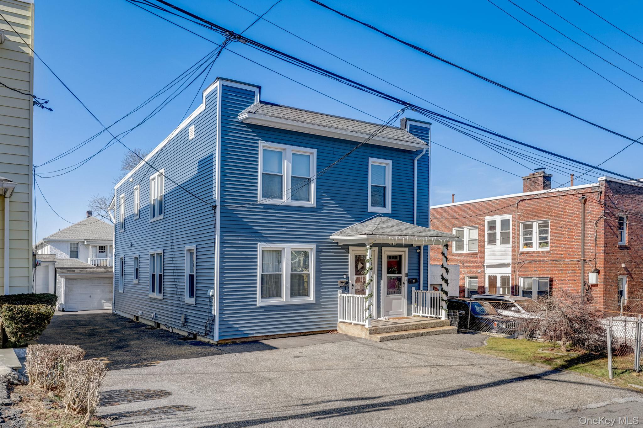 7 4th Street Unit: 2