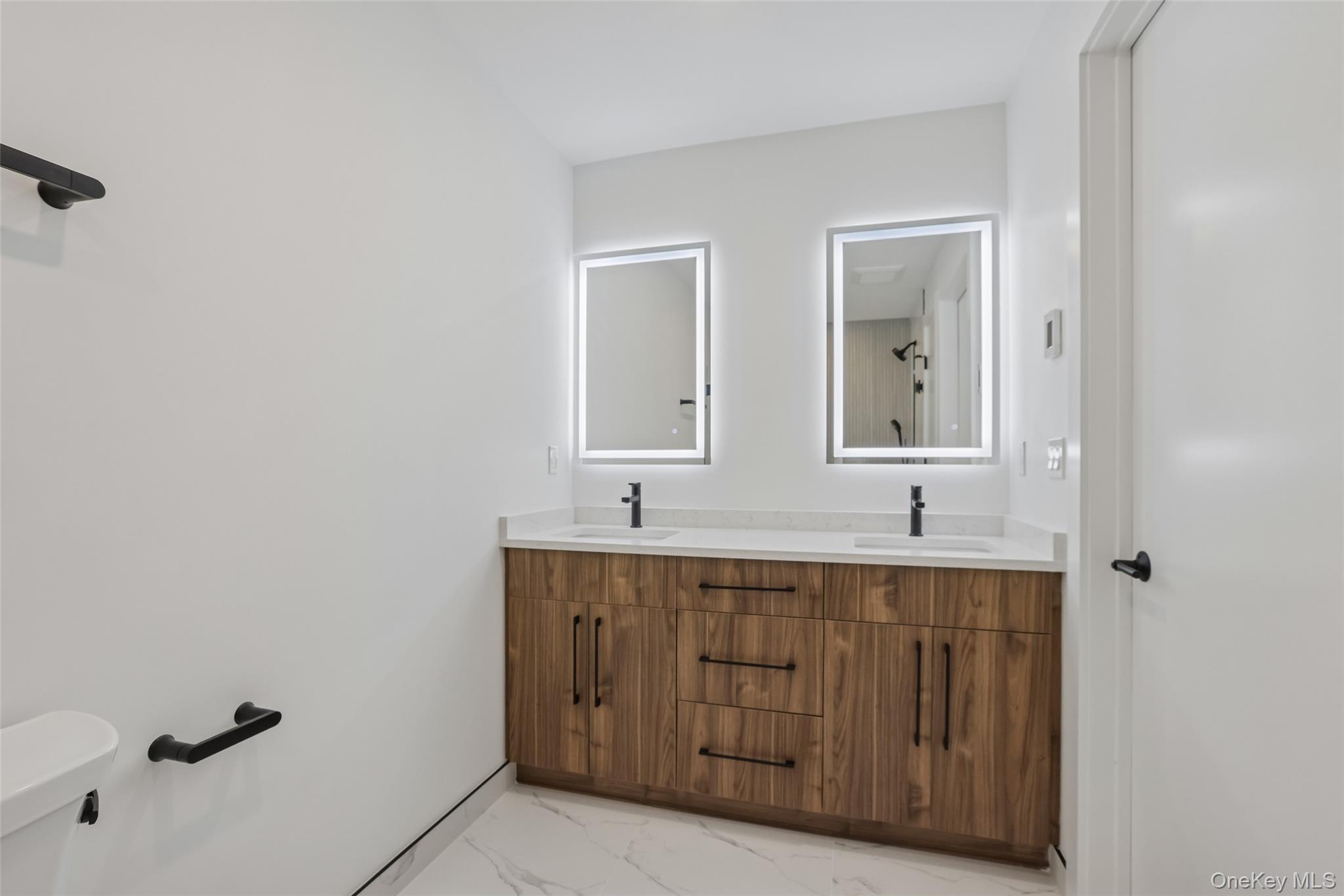 325 Manville Road Unit: 102