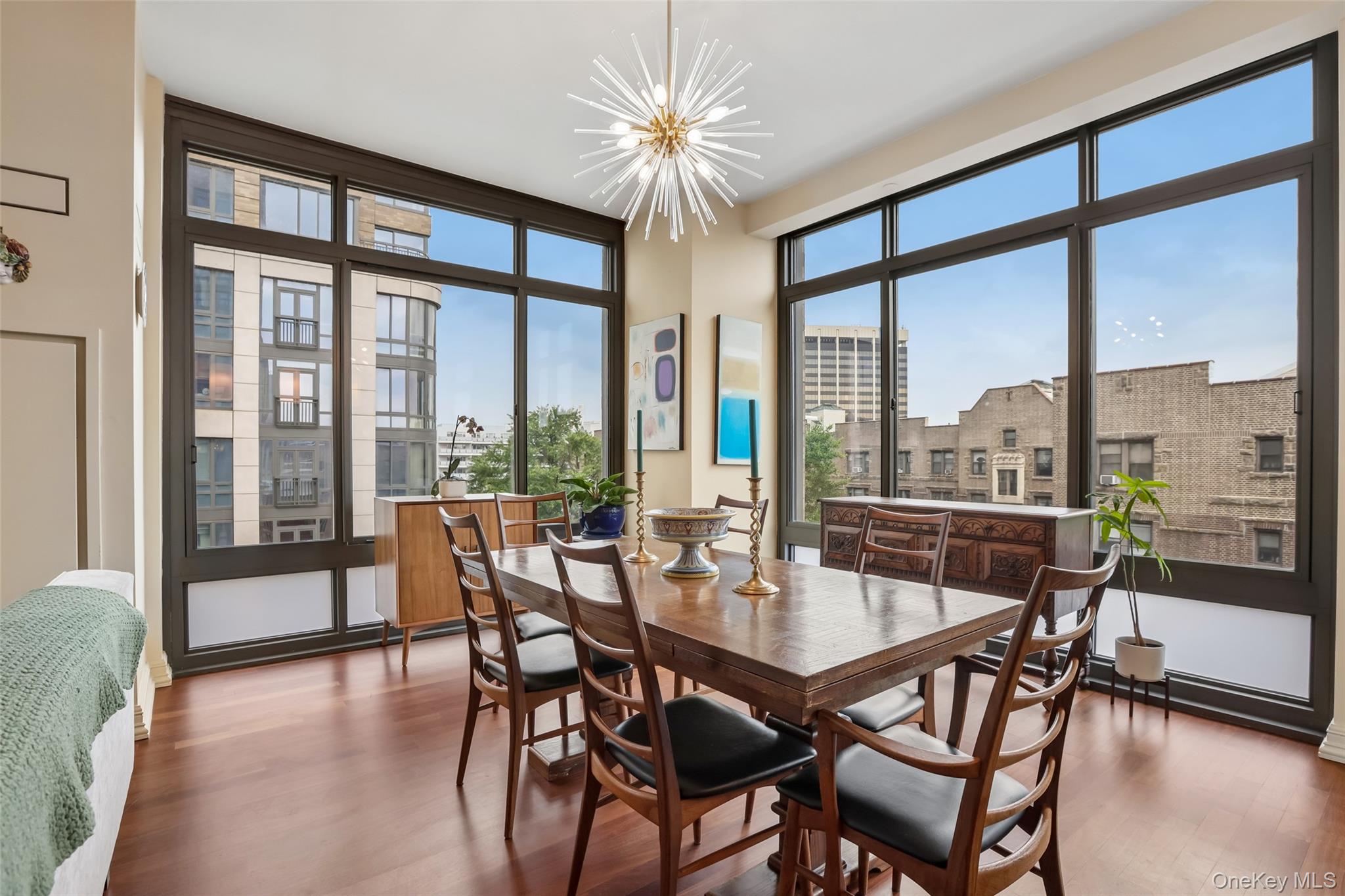 25 City Place Unit: 6C