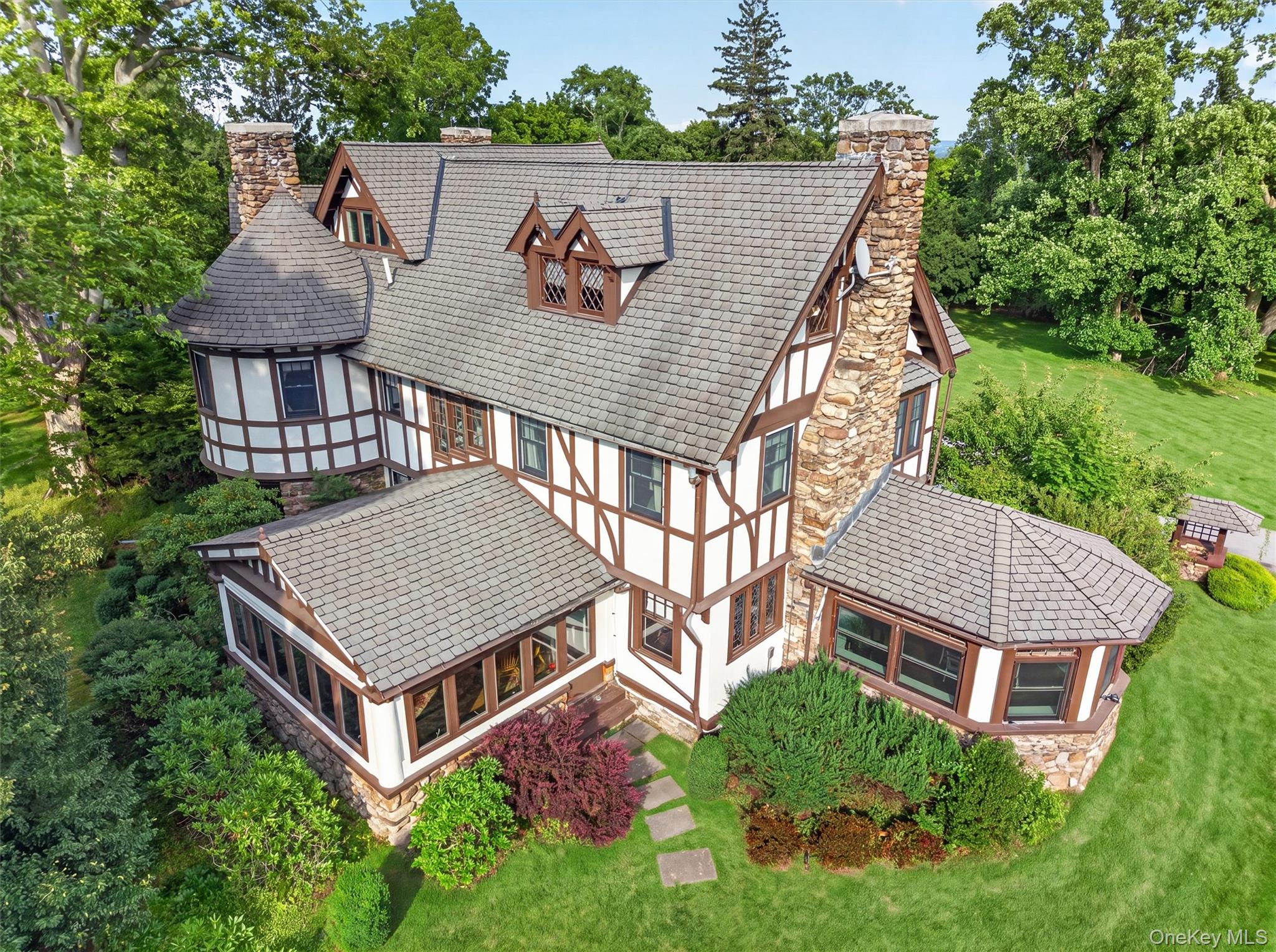 155 Arcadia Road
