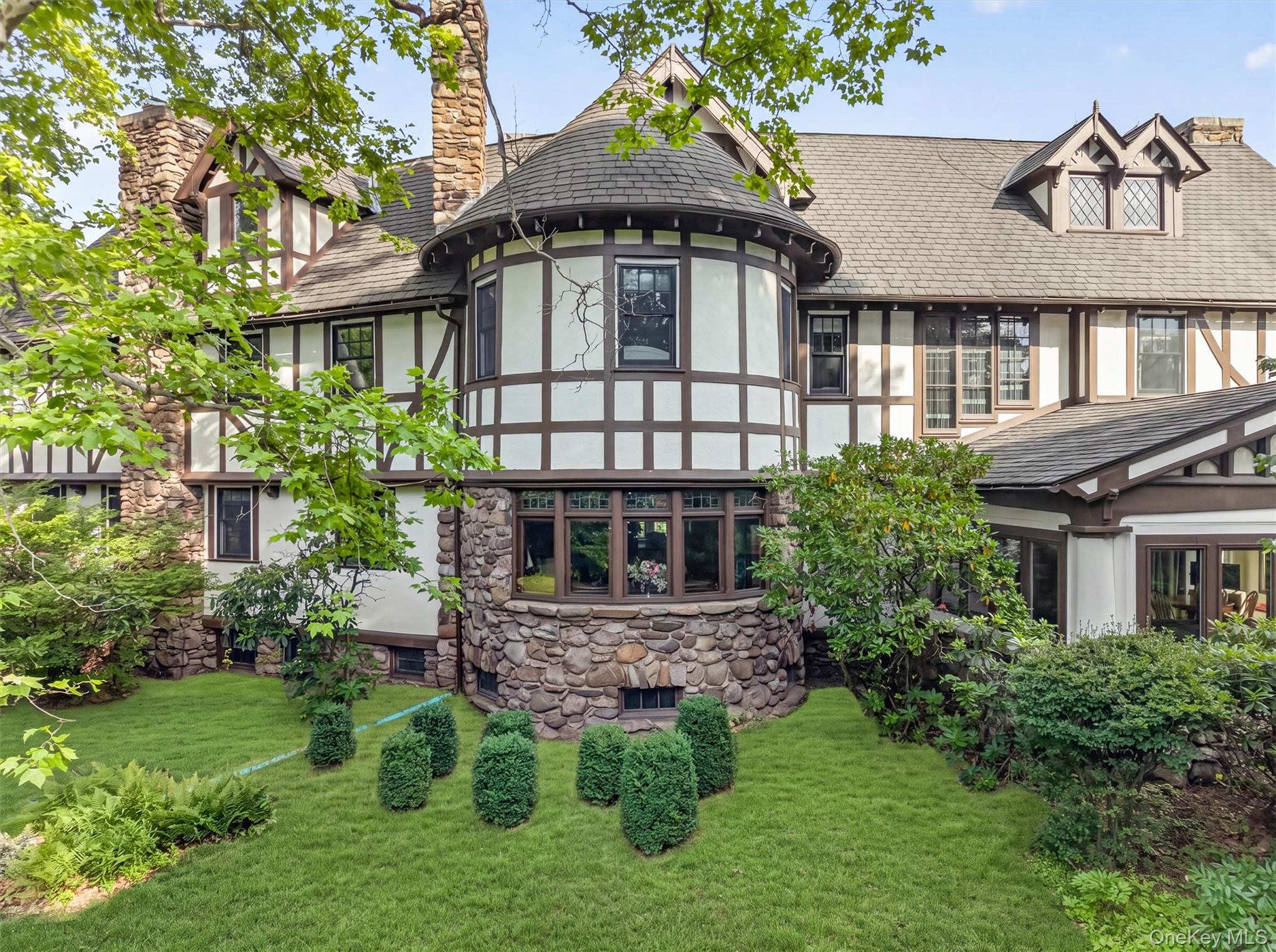 155 Arcadia Road