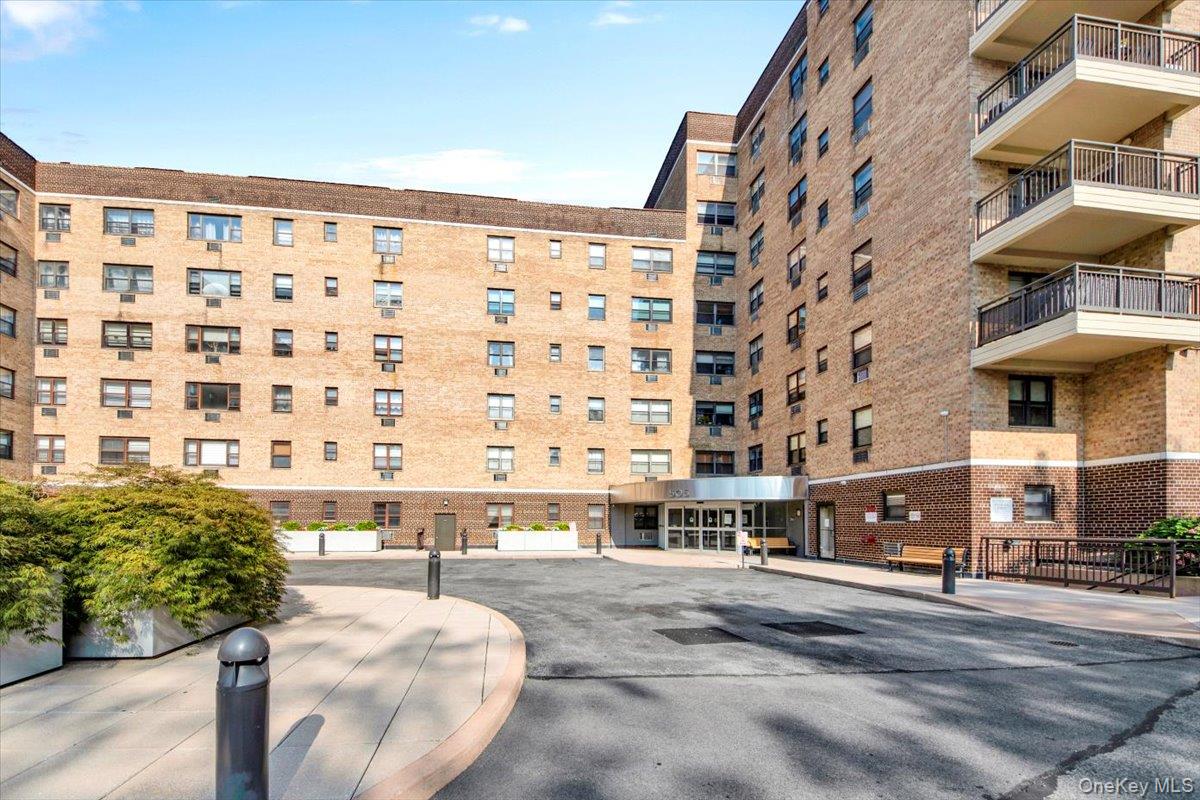 505 Central Avenue Unit: 725