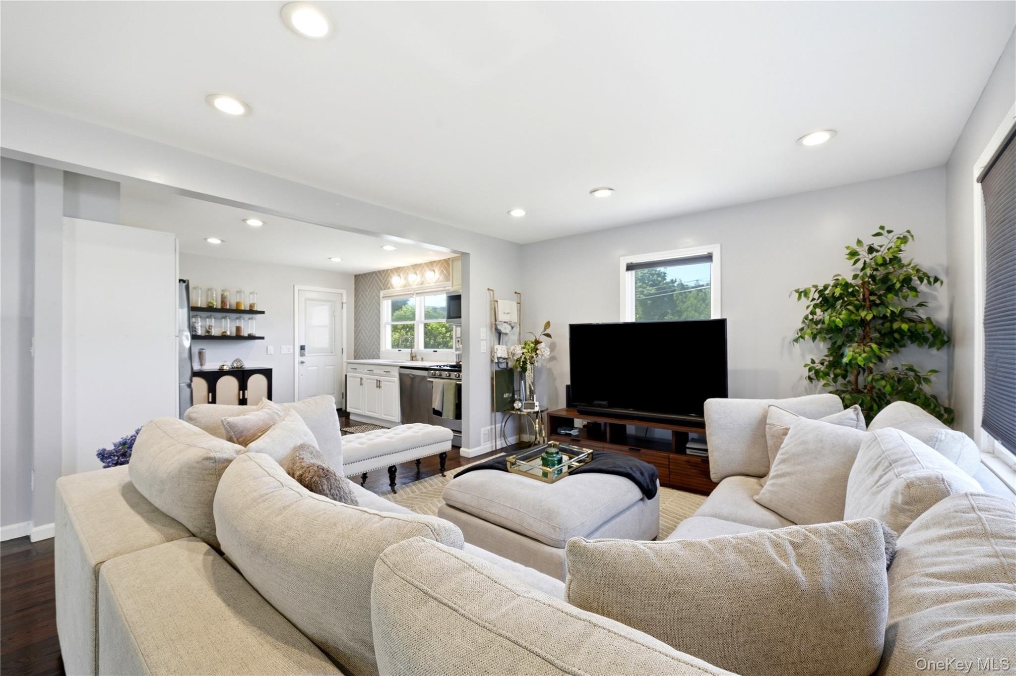 382 Johnson Avenue