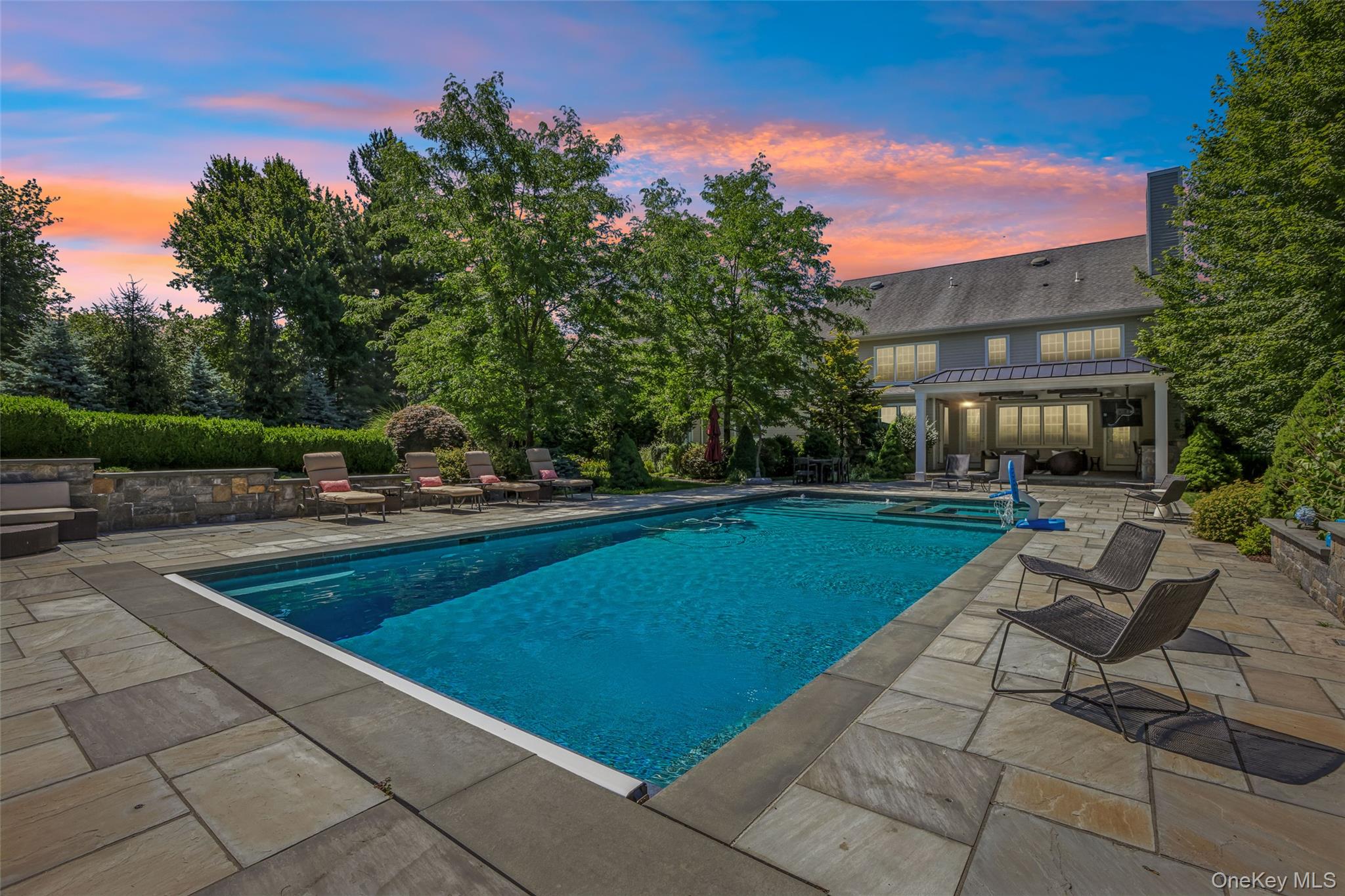 15 Heritage Drive