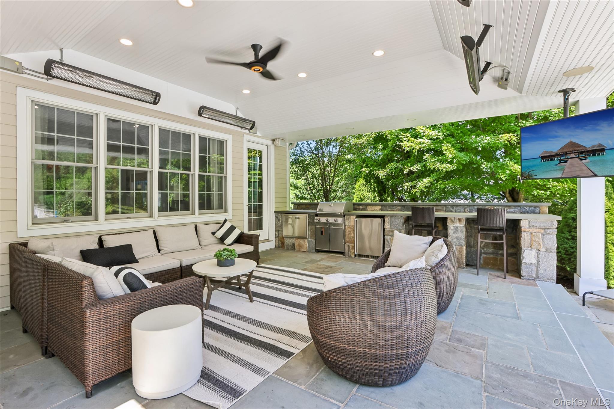 15 Heritage Drive