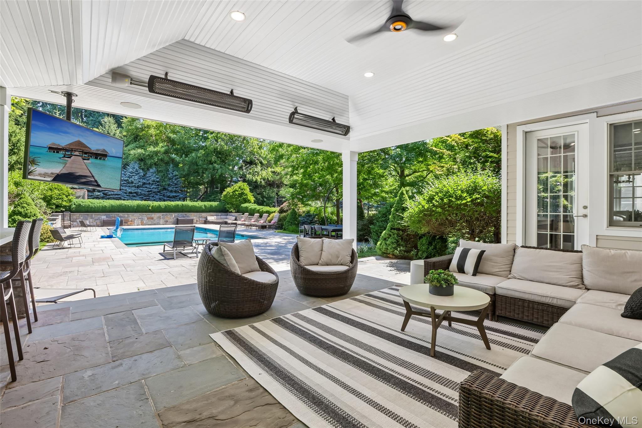 15 Heritage Drive