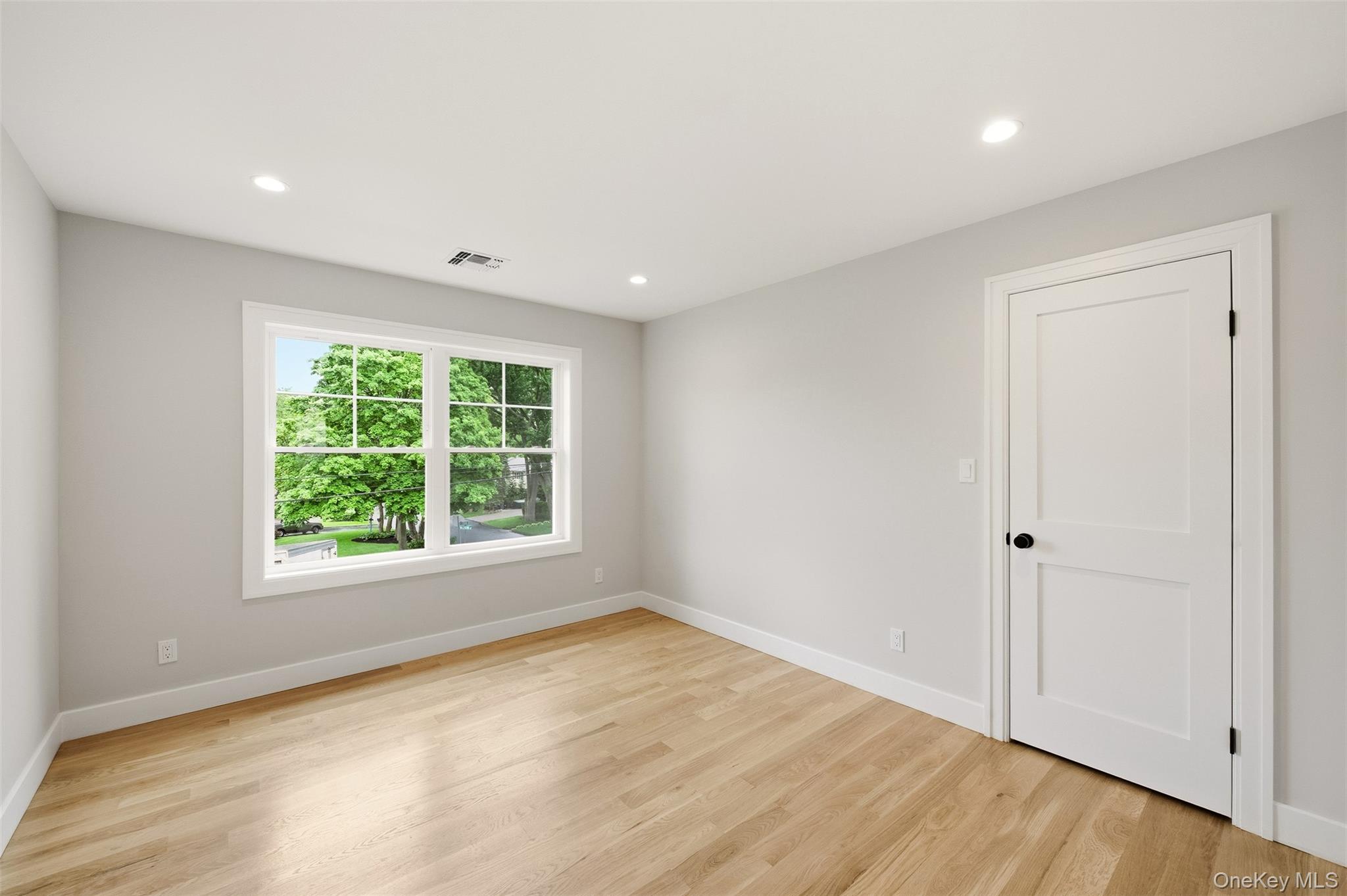 49 Valentine Avenue