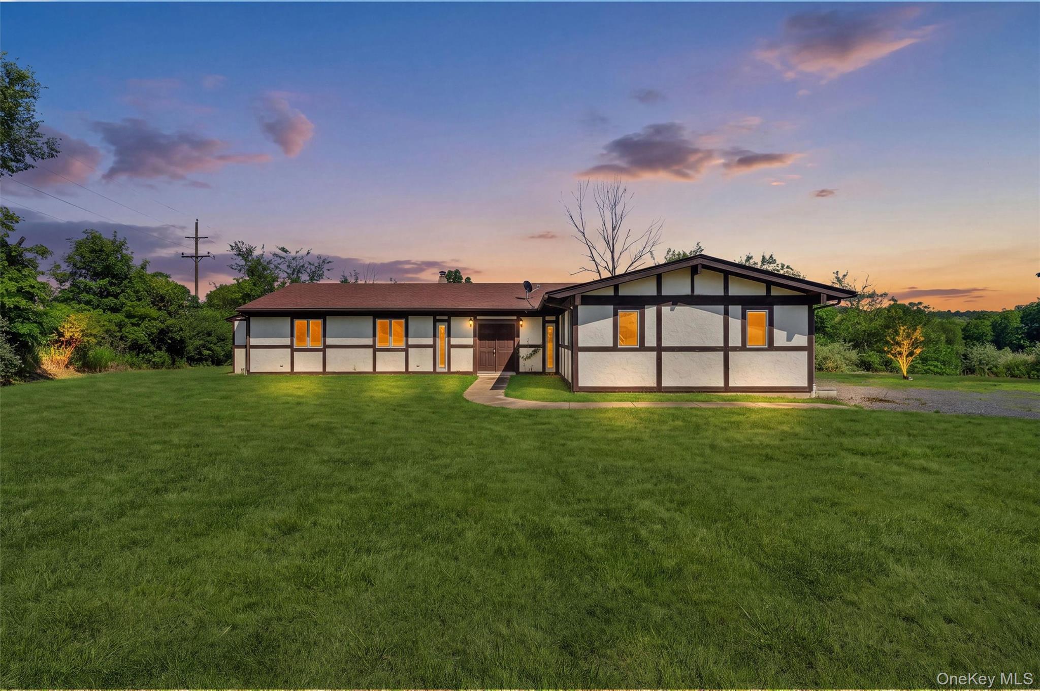 25 Red Mills Road