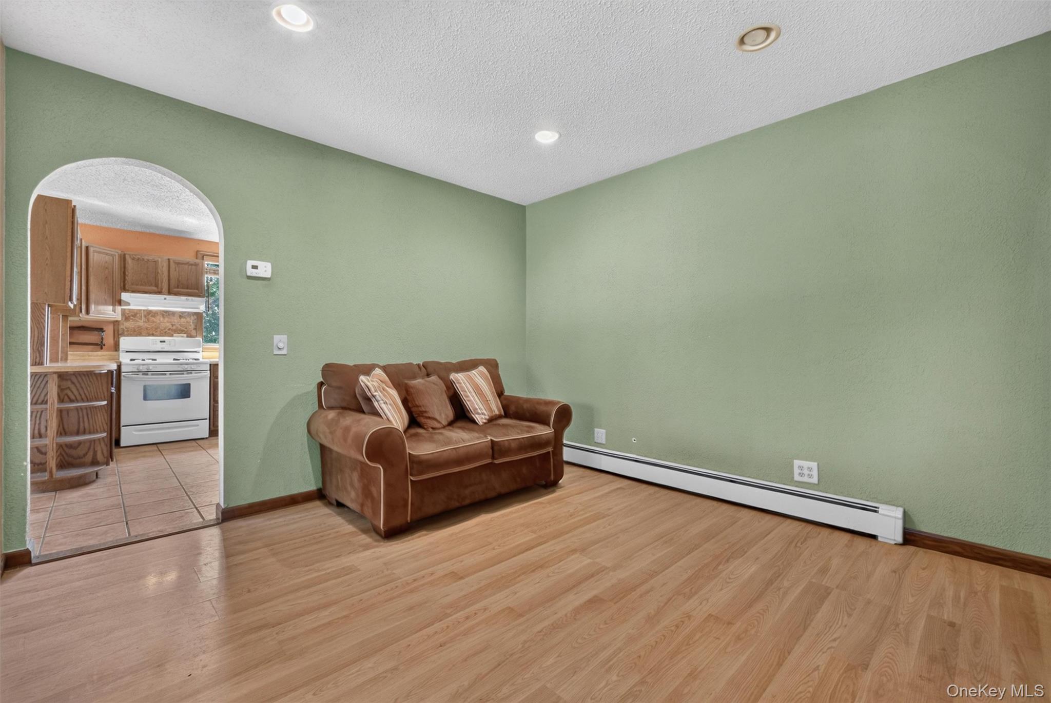 25 Red Mills Road