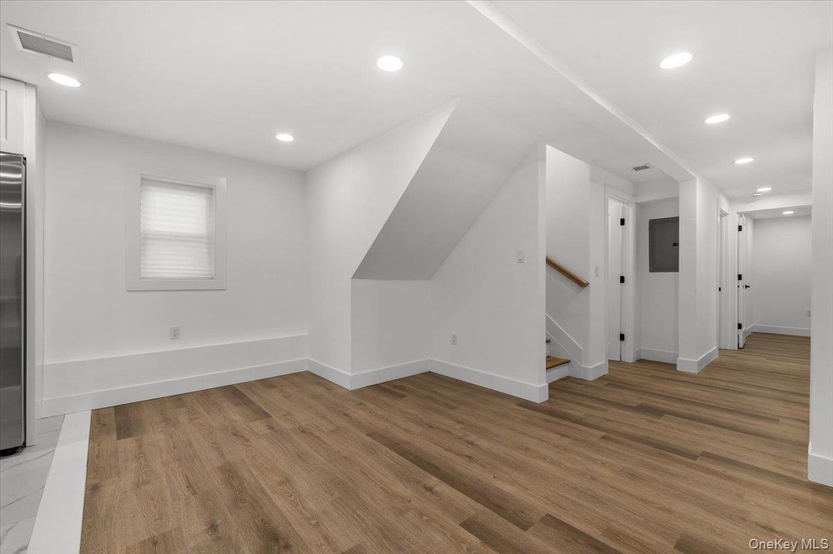 5 Willis Avenue