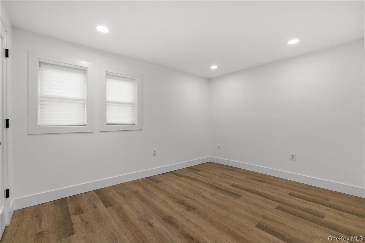 5 Willis Avenue
