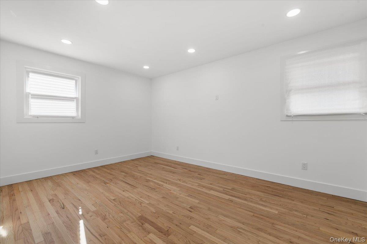 5 Willis Avenue
