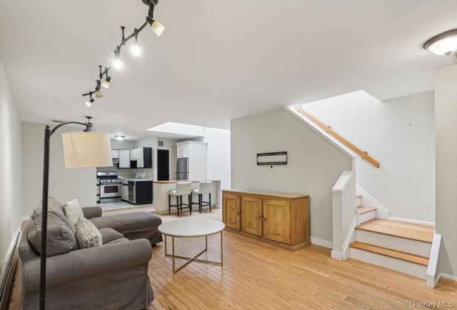 215 Washington Street Unit: 19