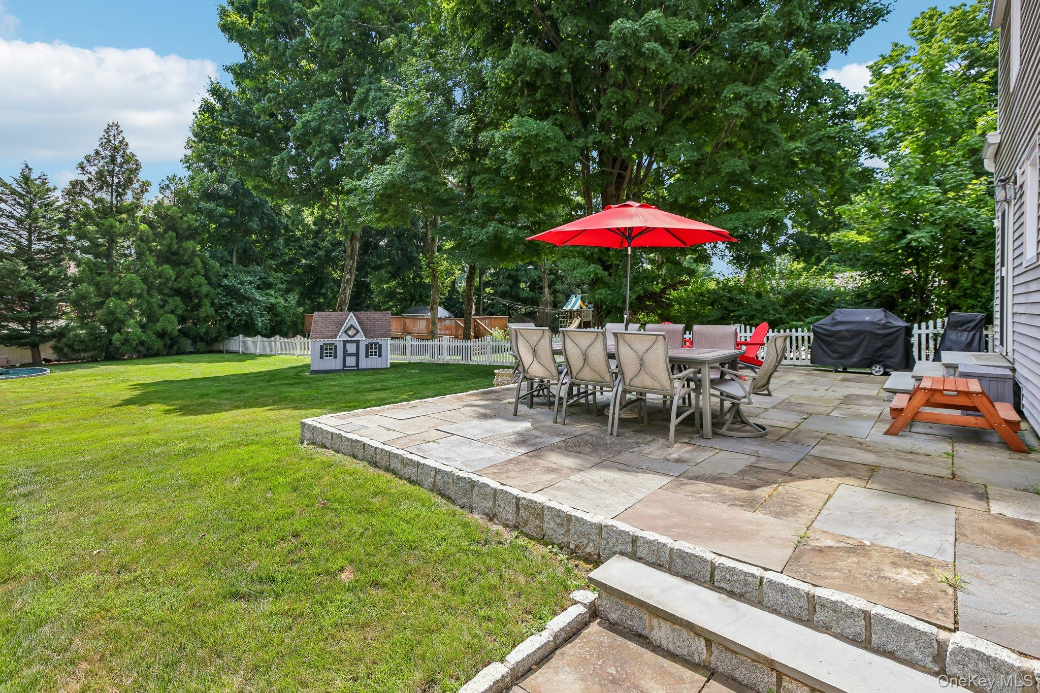 512 Westlake Drive