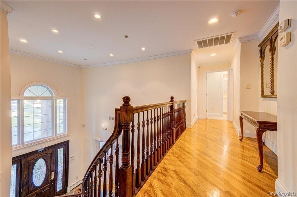 3 Bristol Drive