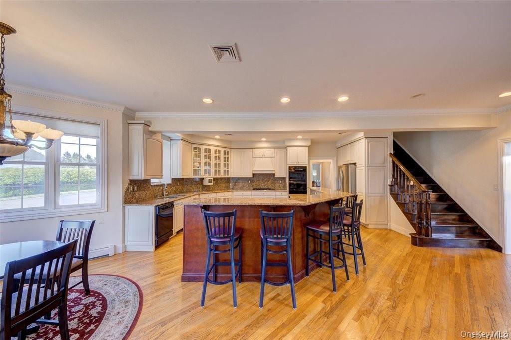 3 Bristol Drive