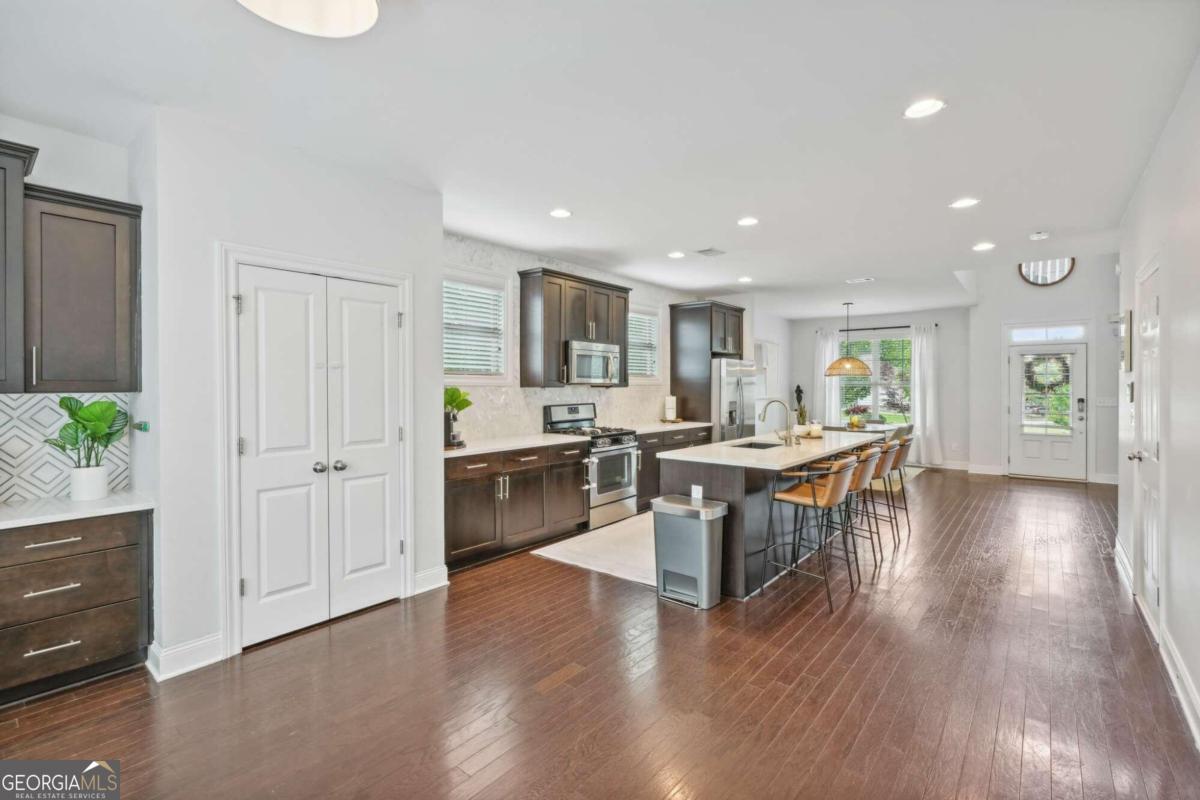 1503 Bungalow Lane NW