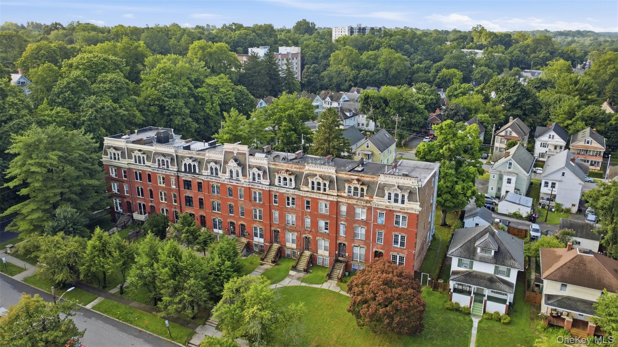 10 Eastman Terrace