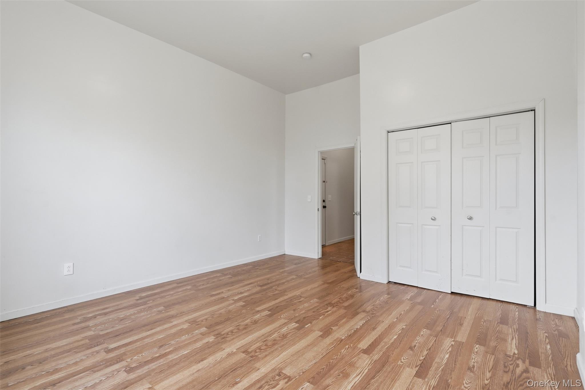 10 Eastman Terrace