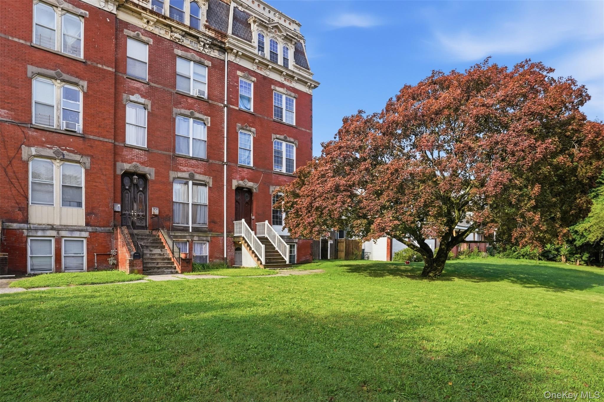 10 Eastman Terrace