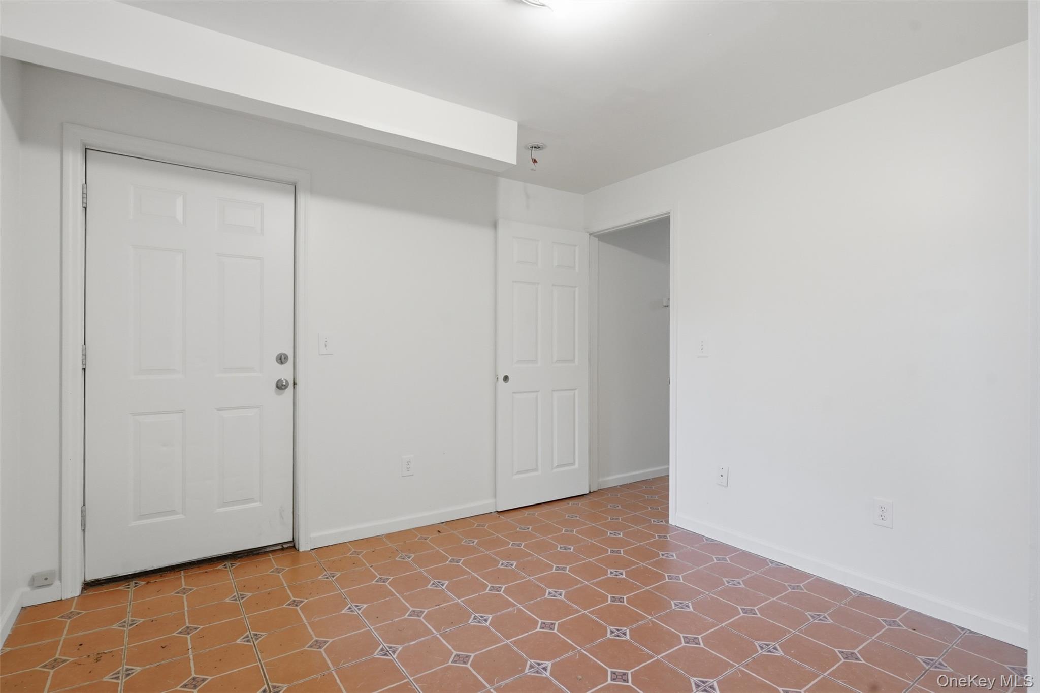 10 Eastman Terrace