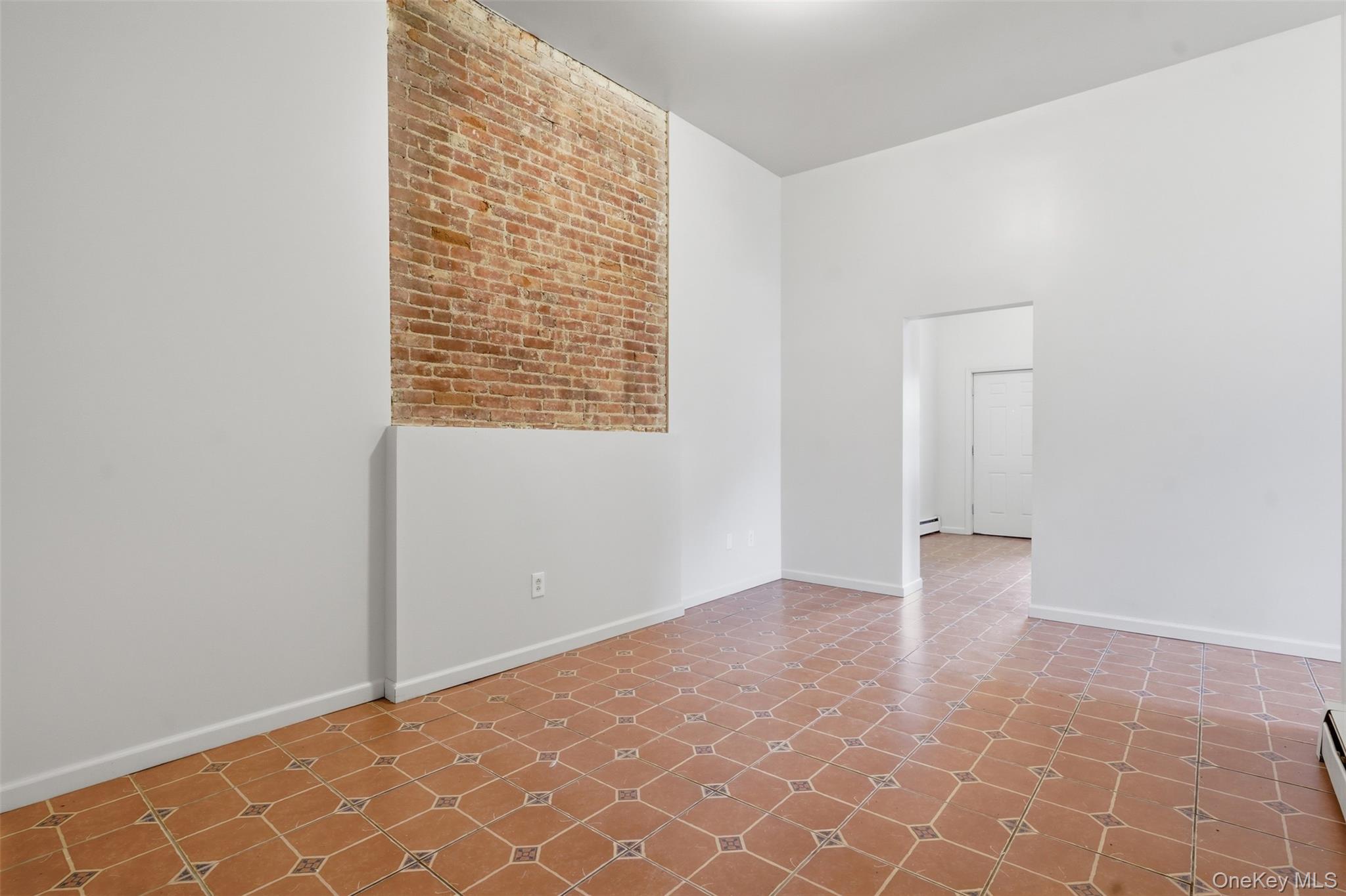 10 Eastman Terrace