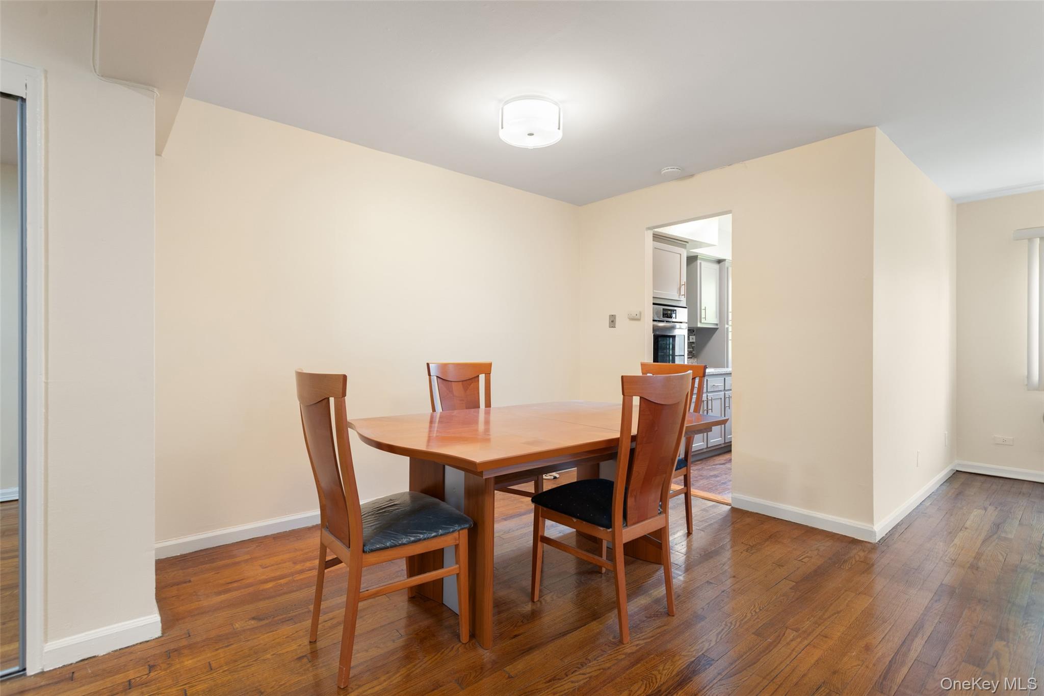 1910 Pelham Parkway S Unit: 5C