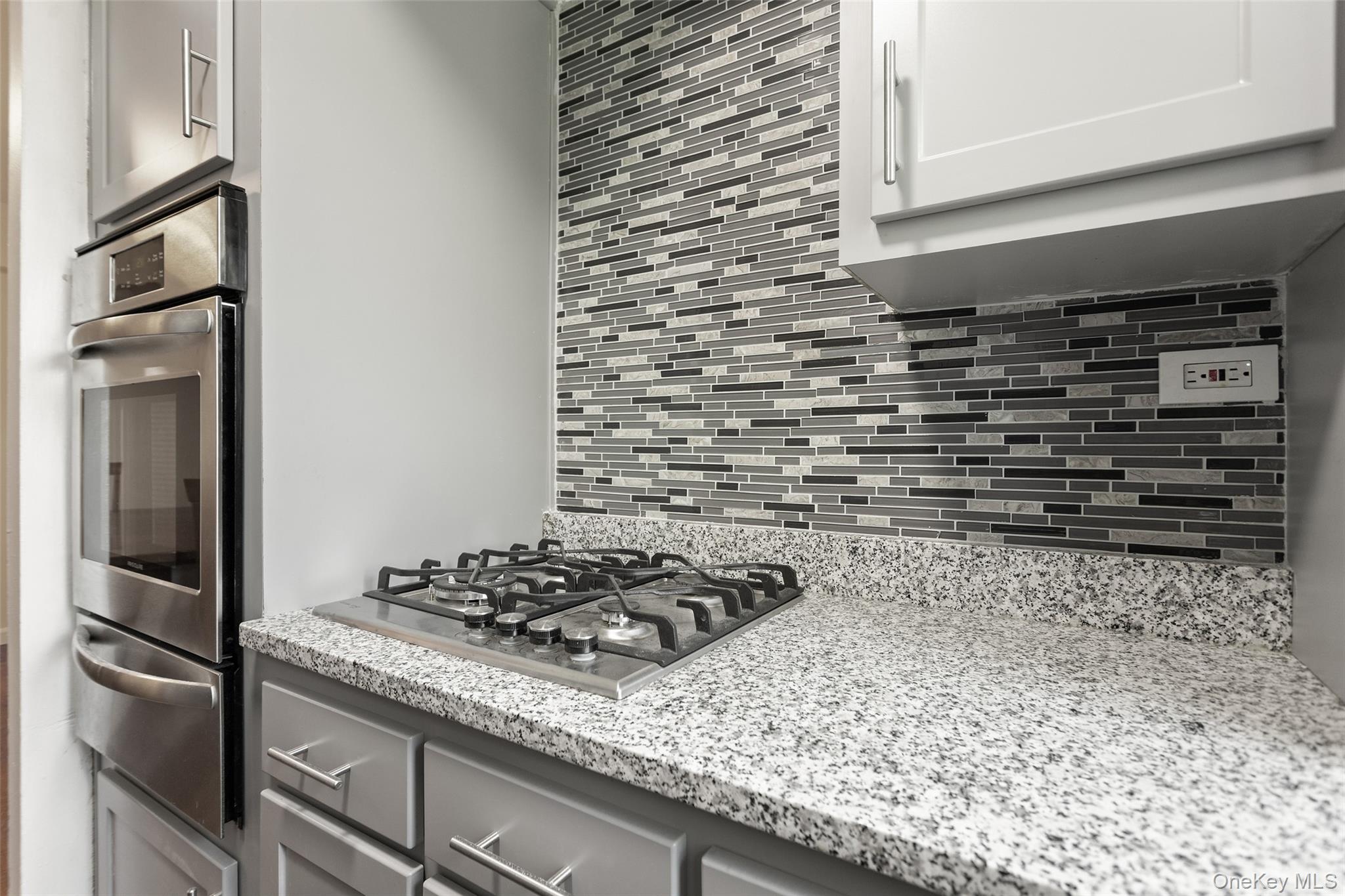 1910 Pelham Parkway S Unit: 5C