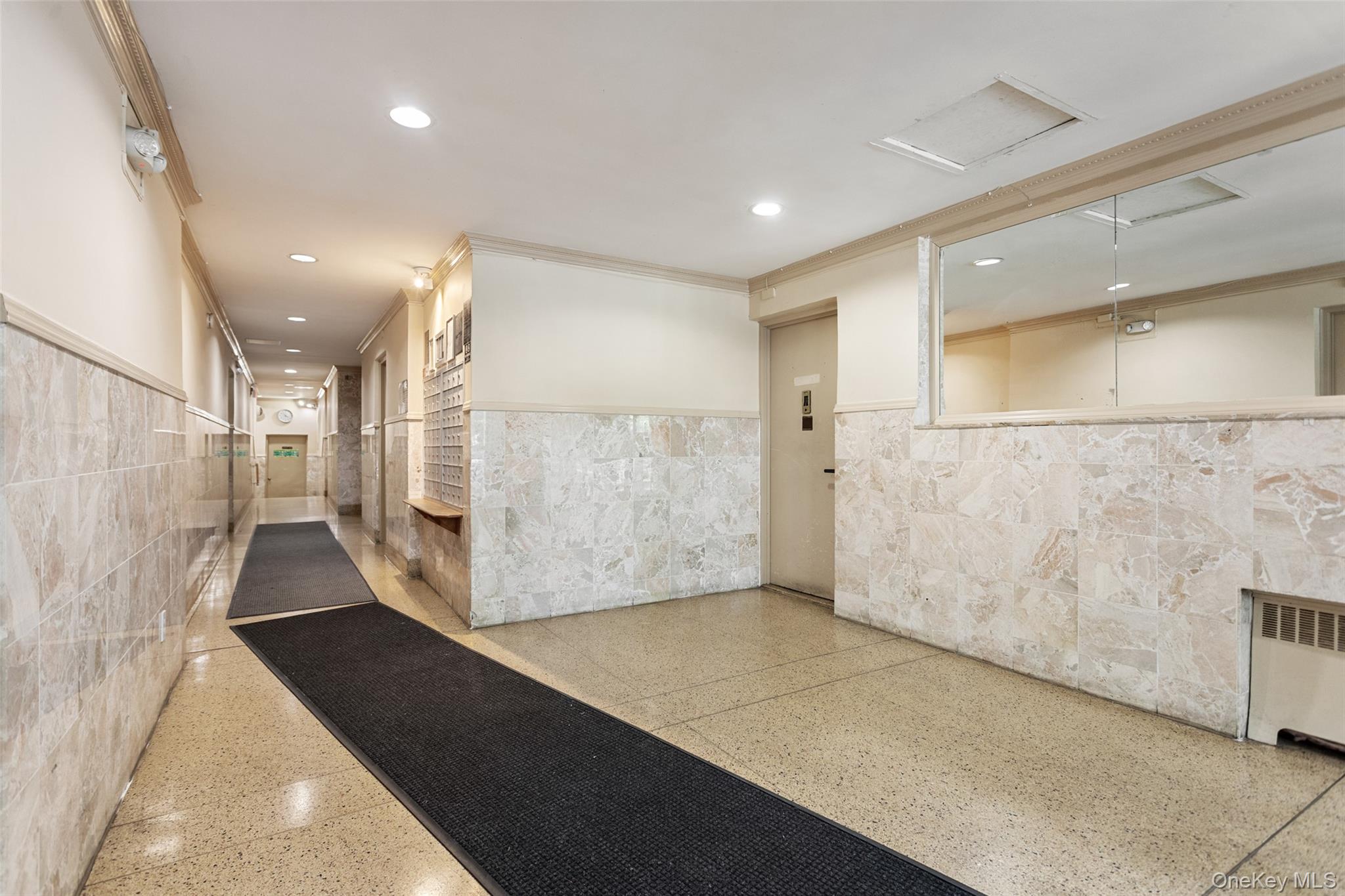 1910 Pelham Parkway S Unit: 5C