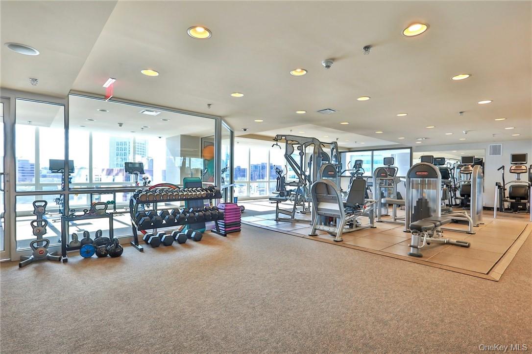 5 Renaissance Square Unit: PH40C