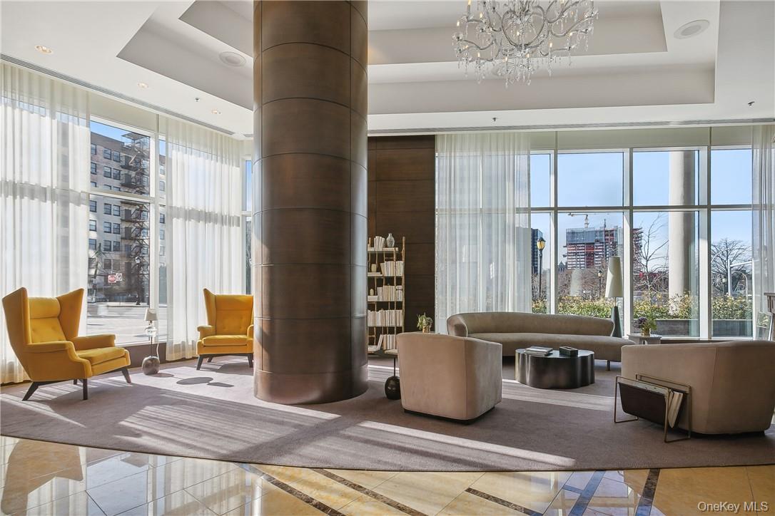 5 Renaissance Square Unit: PH40C