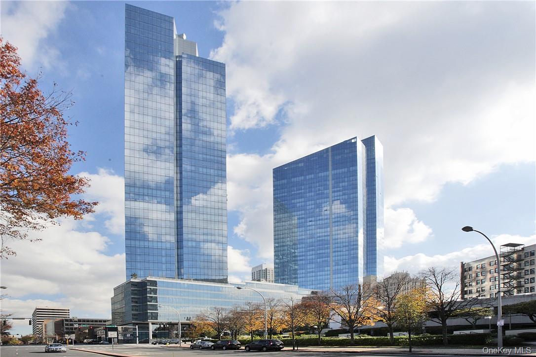 5 Renaissance Square Unit: PH40C