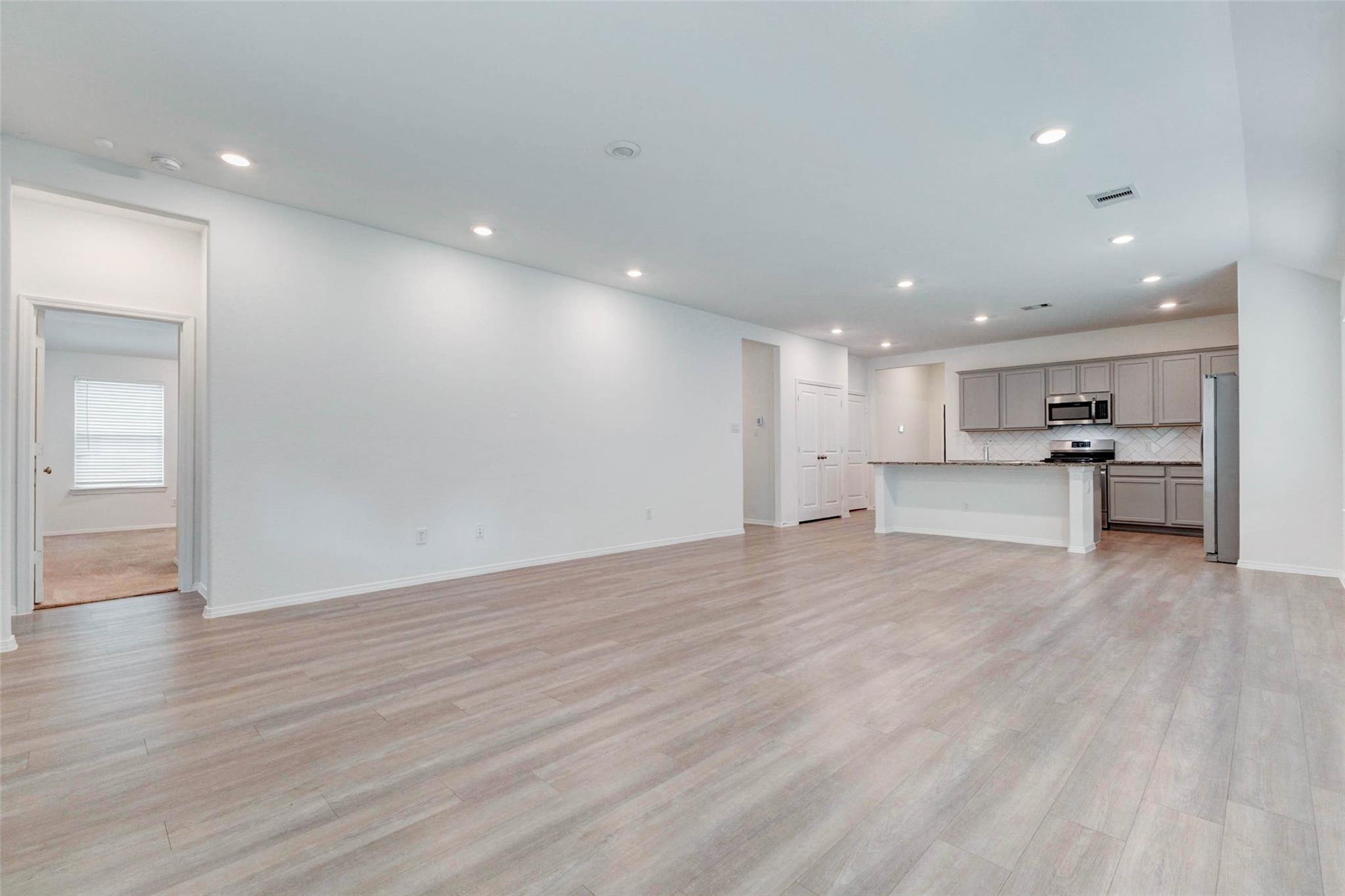 16103 Long Boat Court