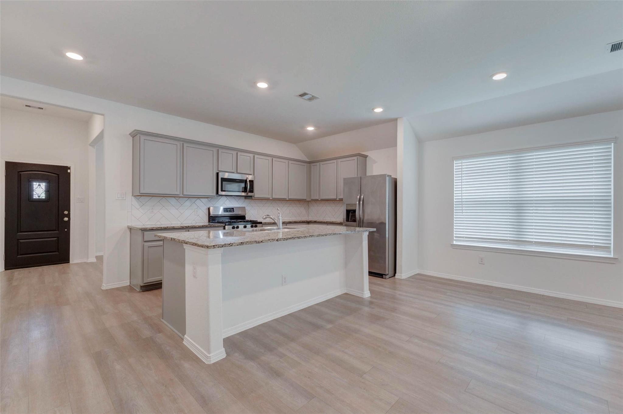 16103 Long Boat Court