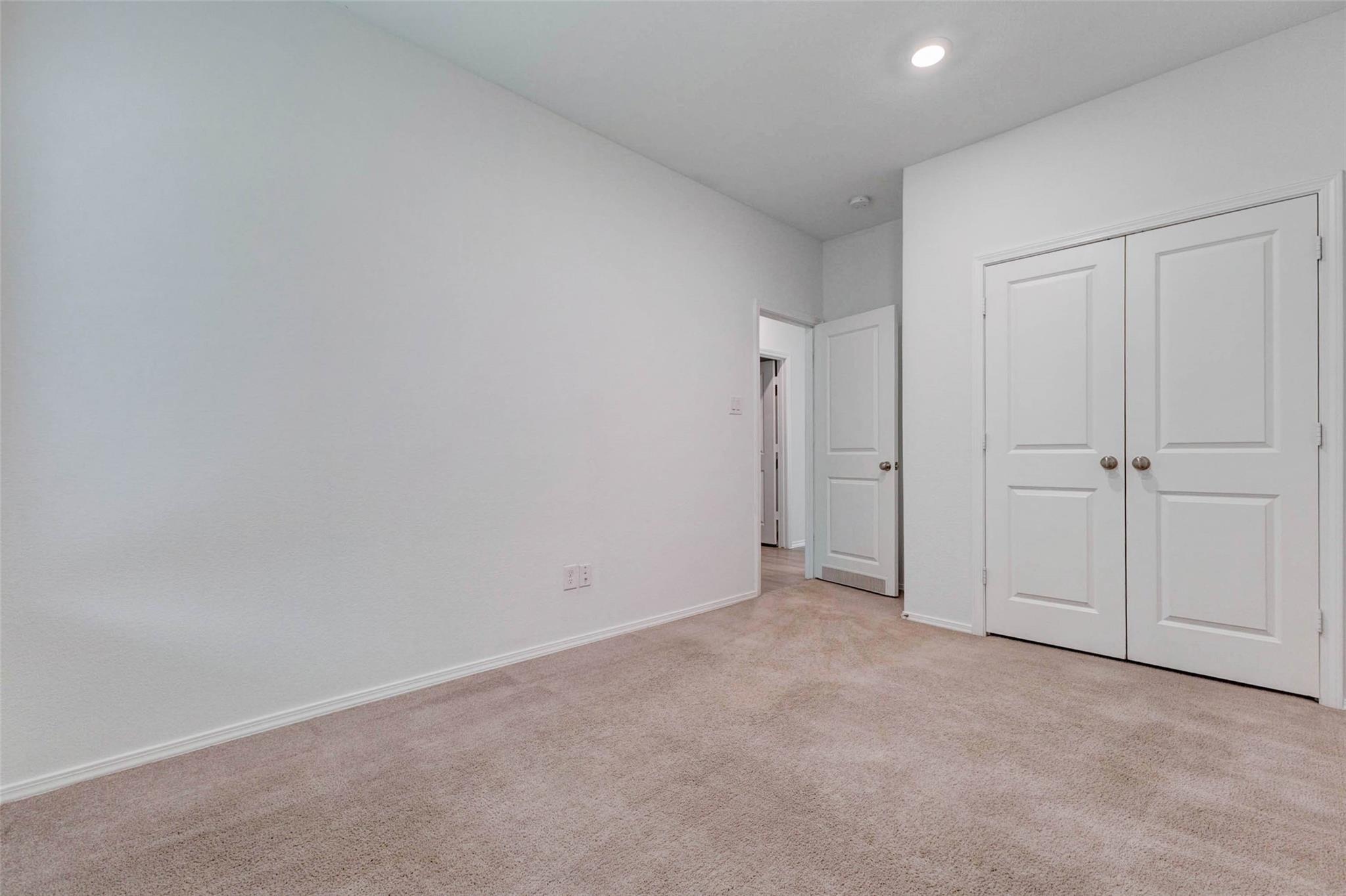 16103 Long Boat Court