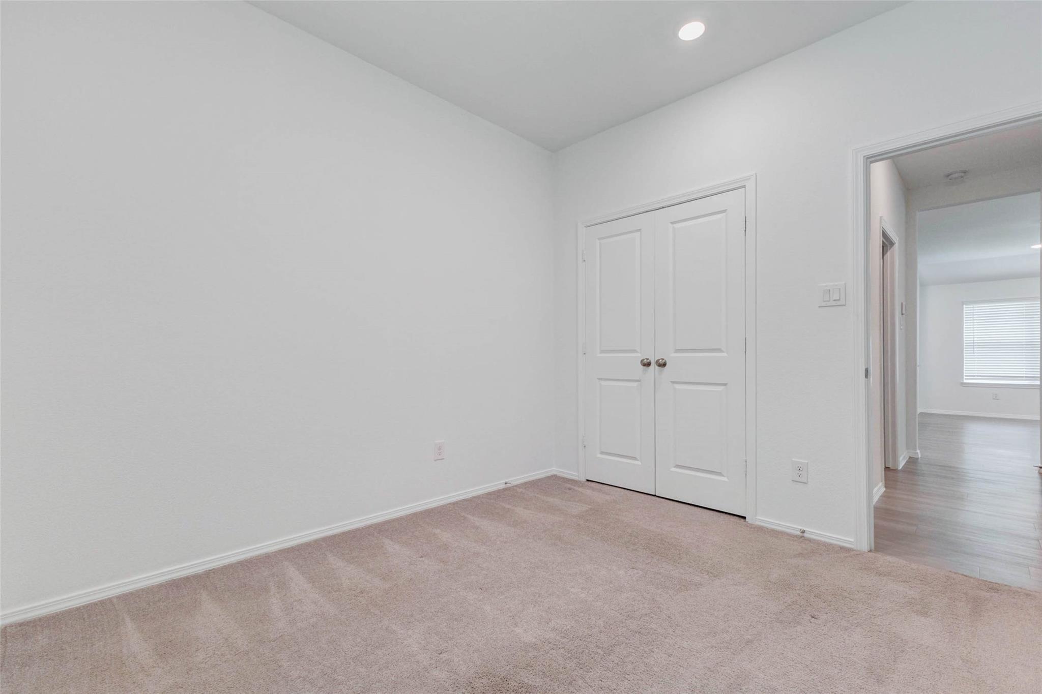 16103 Long Boat Court